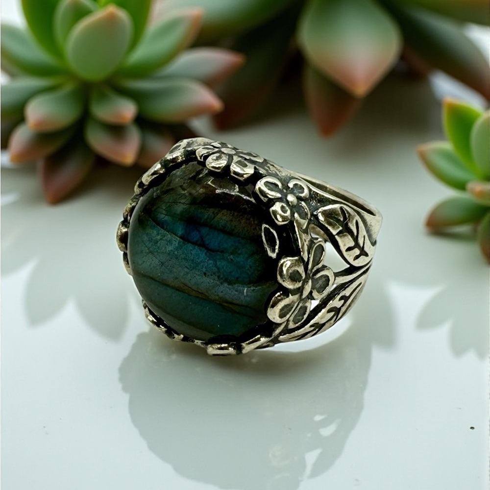 Sterling Silver Israel PZ Labradorite Floral Statement Ring – Size 8 - Picture 8 of 17